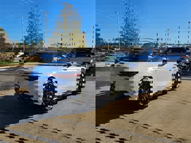 Used 2023 Mercedes-Benz SL 55 AMG 4MATIC image 13