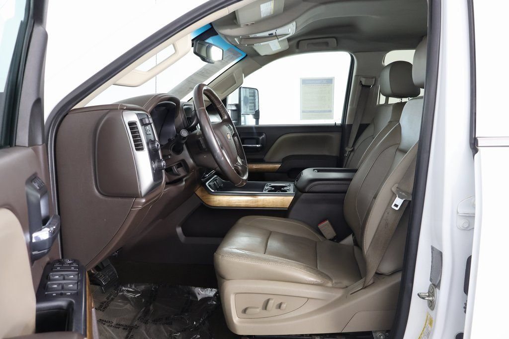 Used 2016 Chevrolet Silverado 3500 LTZ w/ Duramax Plus Package AWD/4WD image 9