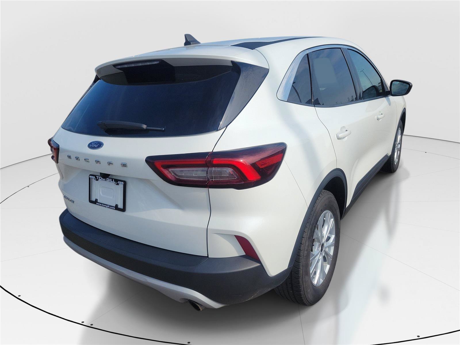 Used 2023 Ford Escape Active w/ Cold Weather Package FWD image 4