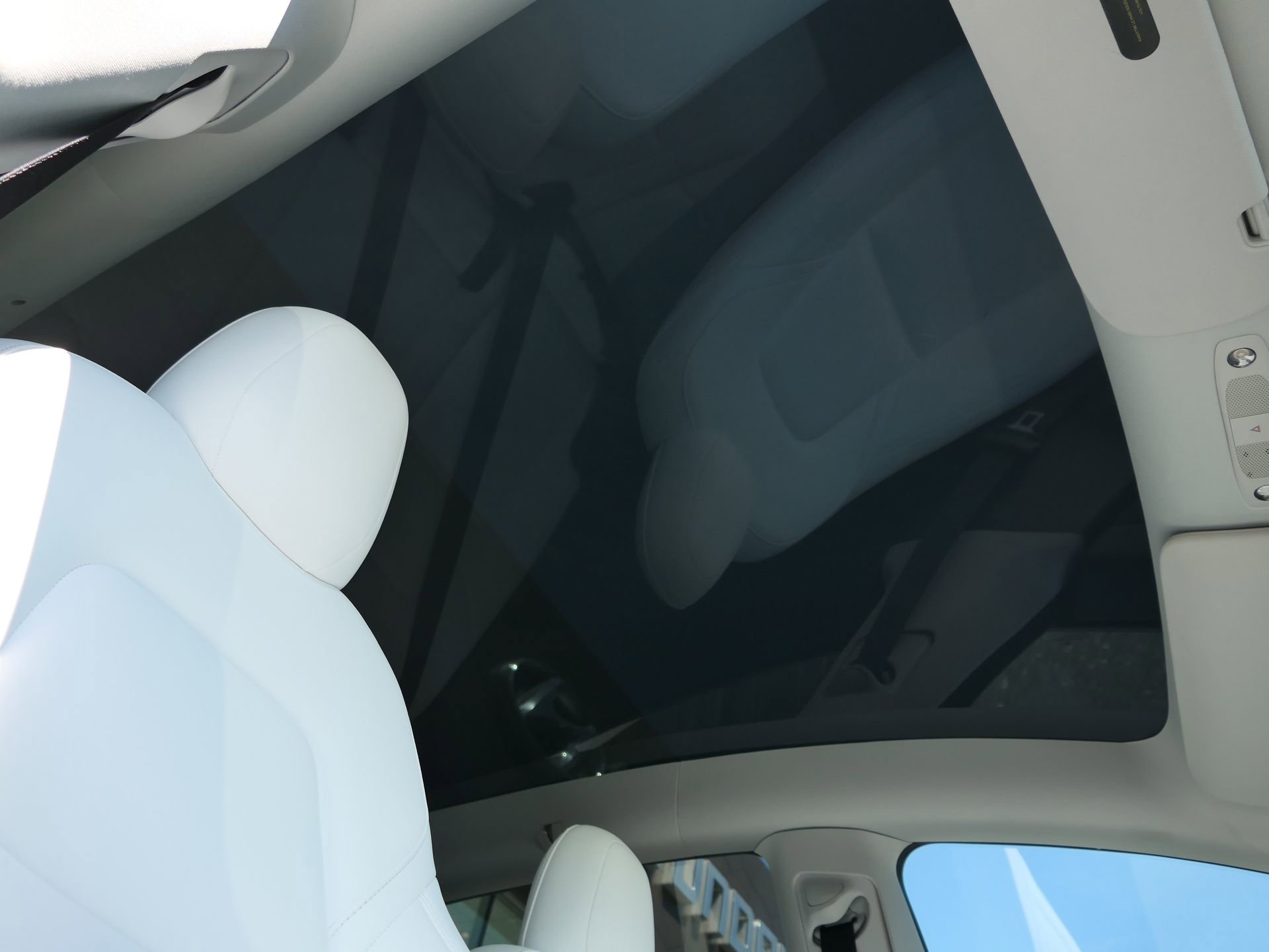 Used 2023 Tesla Model Y Long Range image 27