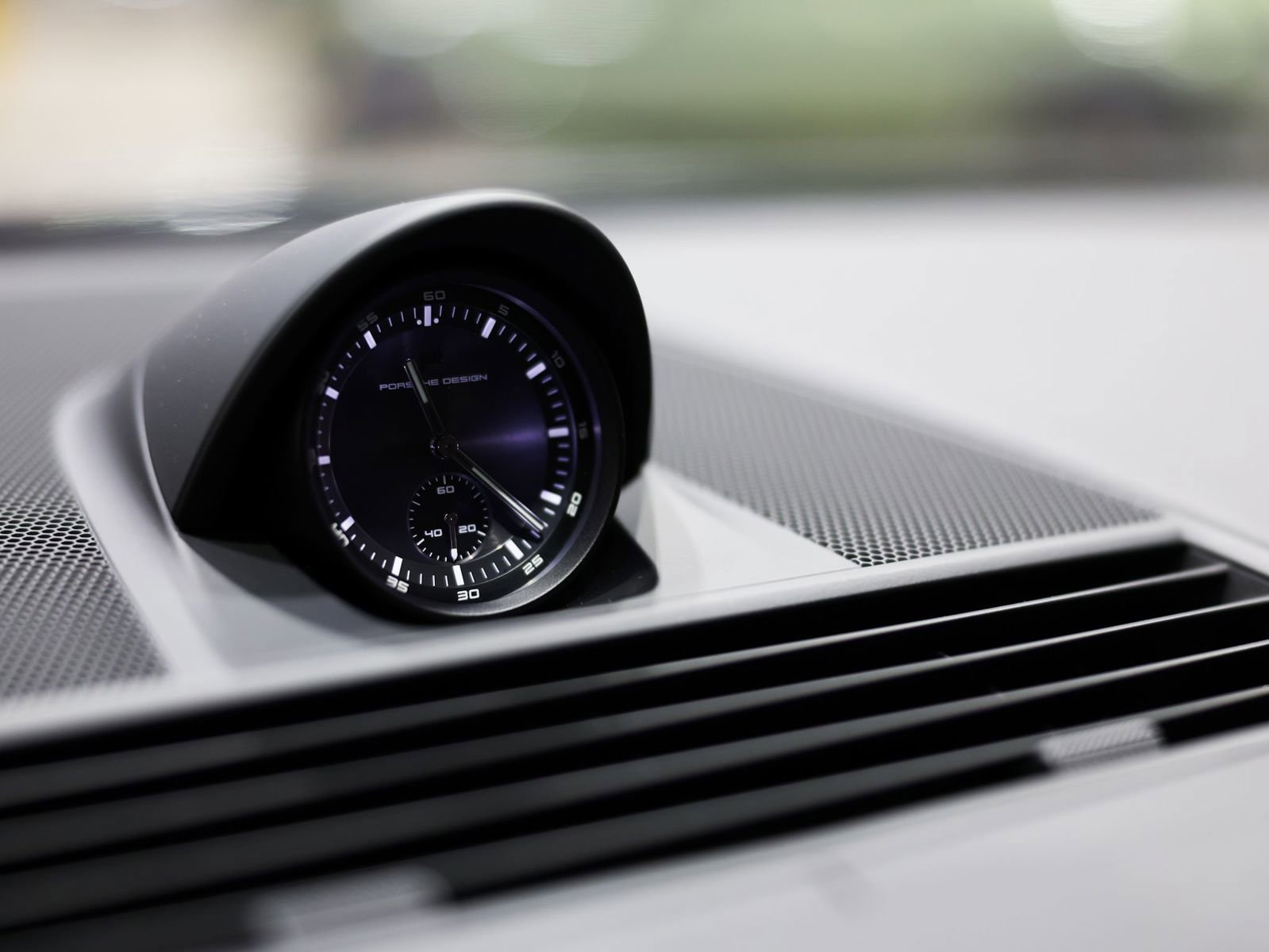 Used 2021 Porsche Panamera Turbo S w/ Assistance Package image 25