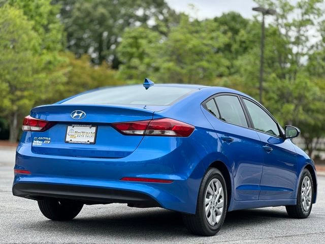 Used 2017 Hyundai Elantra SE w/ Cargo Package FWD image 5