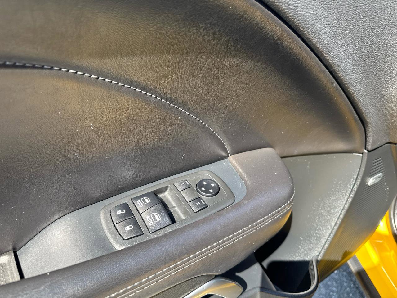 Used 2018 Dodge Challenger R/T Plus image 27