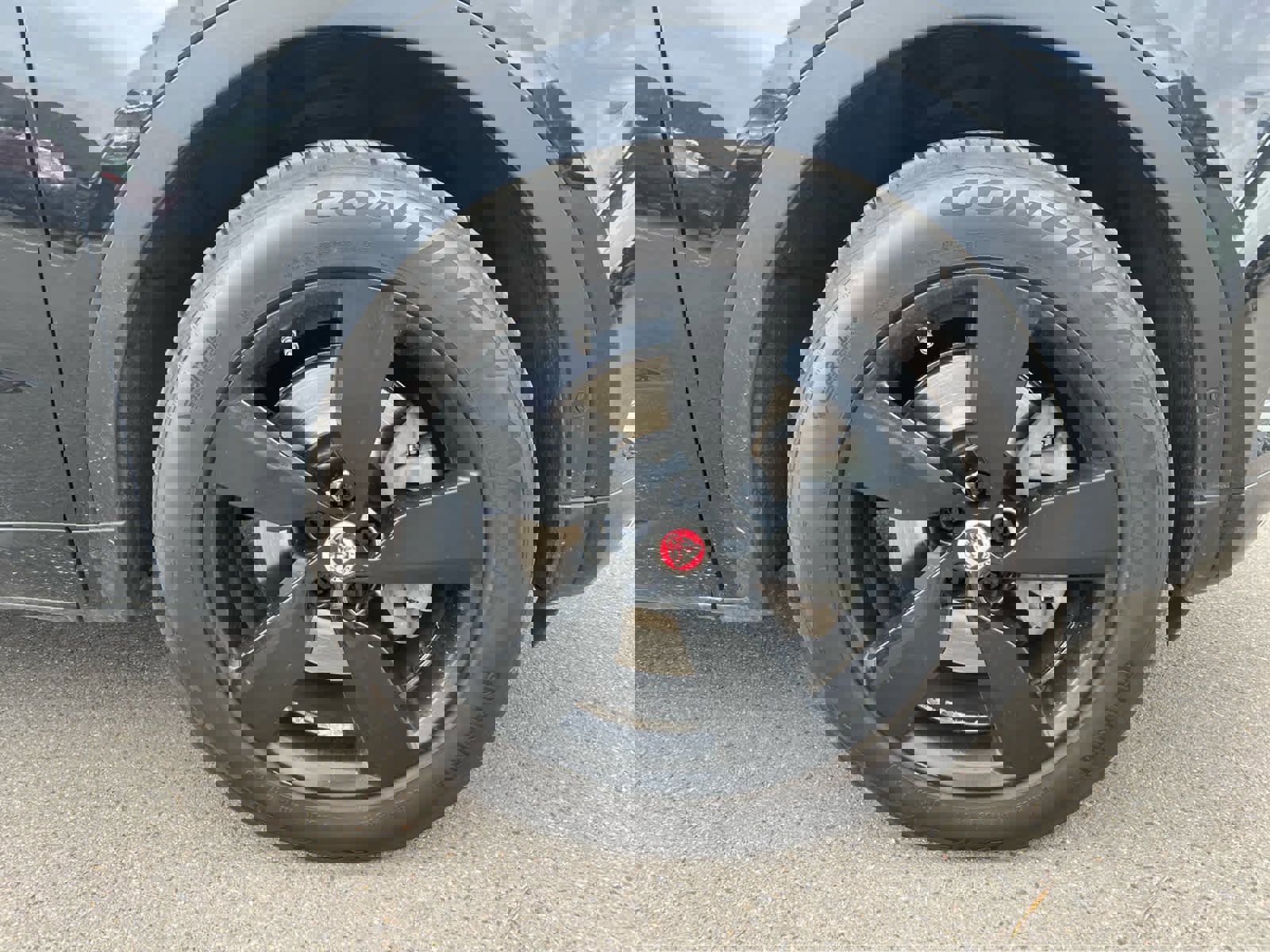 Used 2019 Jaguar E-PACE R-Dynamic SE image 16