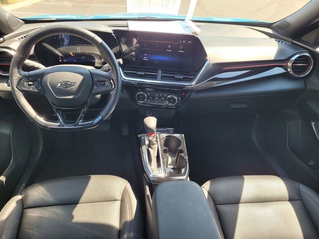 Used 2025 Chevrolet Trax RS w/ Driver Confidence Package FWD image 9
