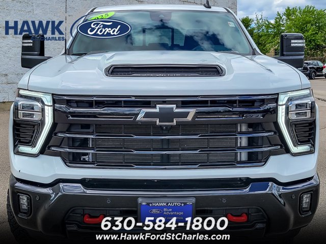 Used 2025 Chevrolet Silverado 2500 LT w/ Trail Boss Package AWD/4WD image 4