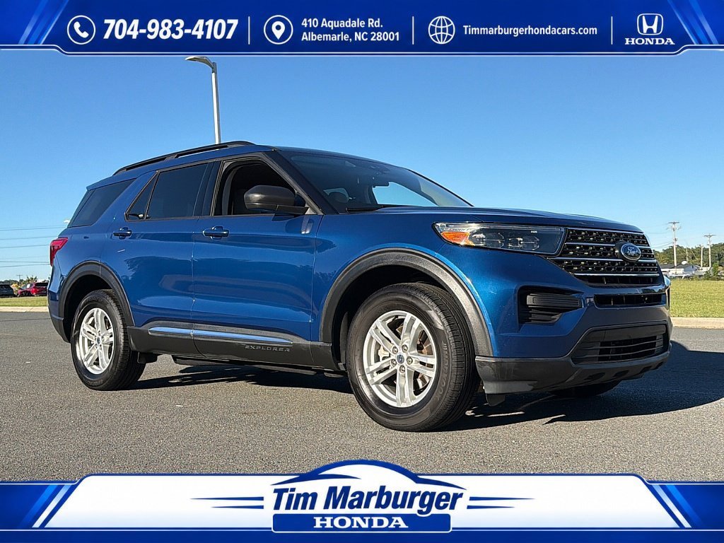 Used 2022 Ford Explorer XLT AWD/4WD image 1