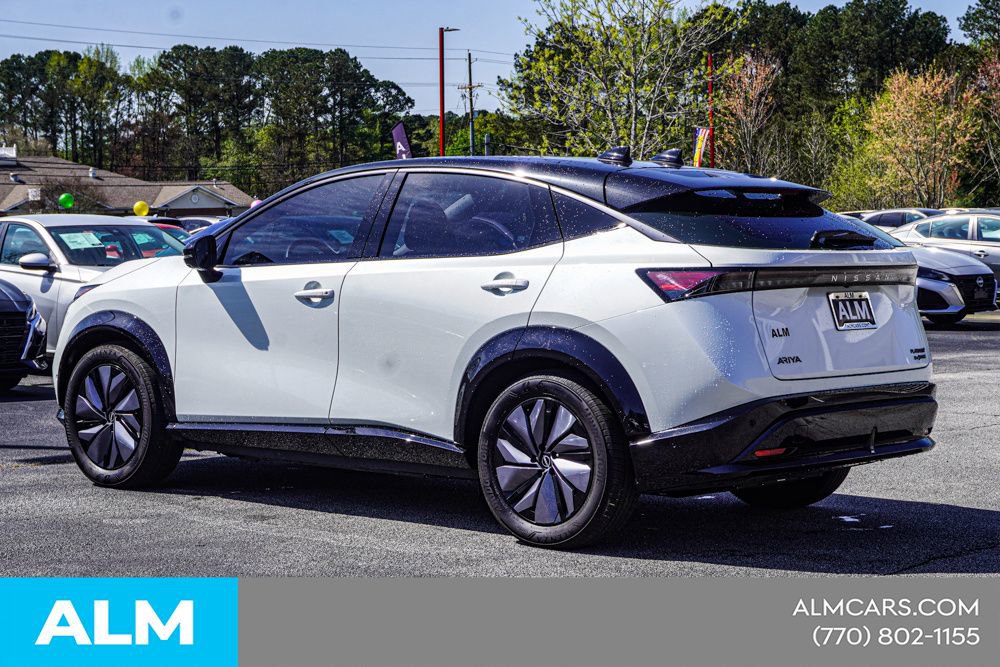 Used 2023 Nissan Ariya image 9