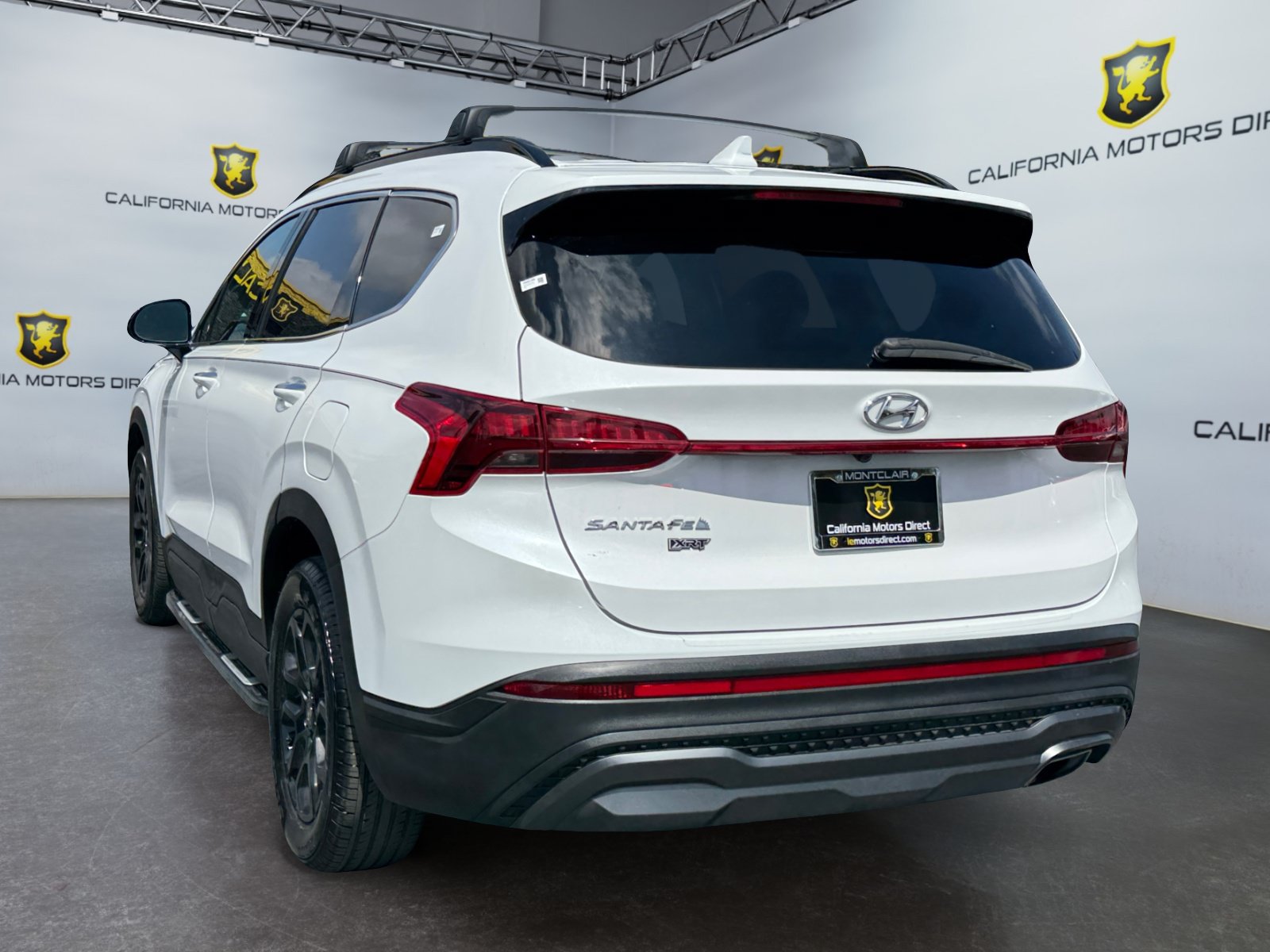 Used 2023 Hyundai Santa Fe XRT w/ Cargo Package FWD image 3