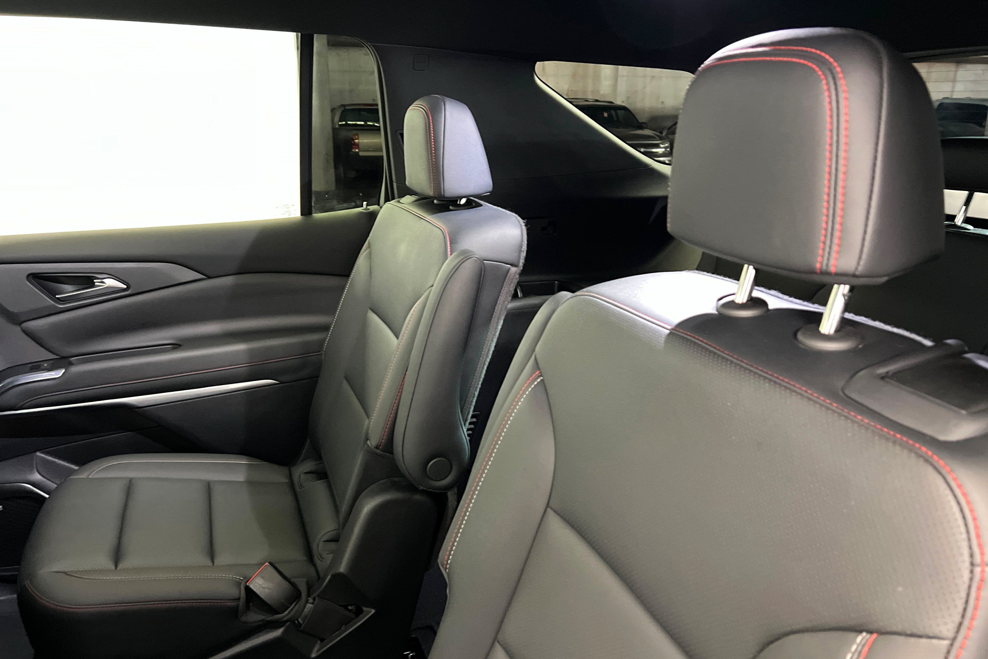 Used 2024 Chevrolet Traverse Z71 w/ Enhanced Driving Package AWD/4WD image 21