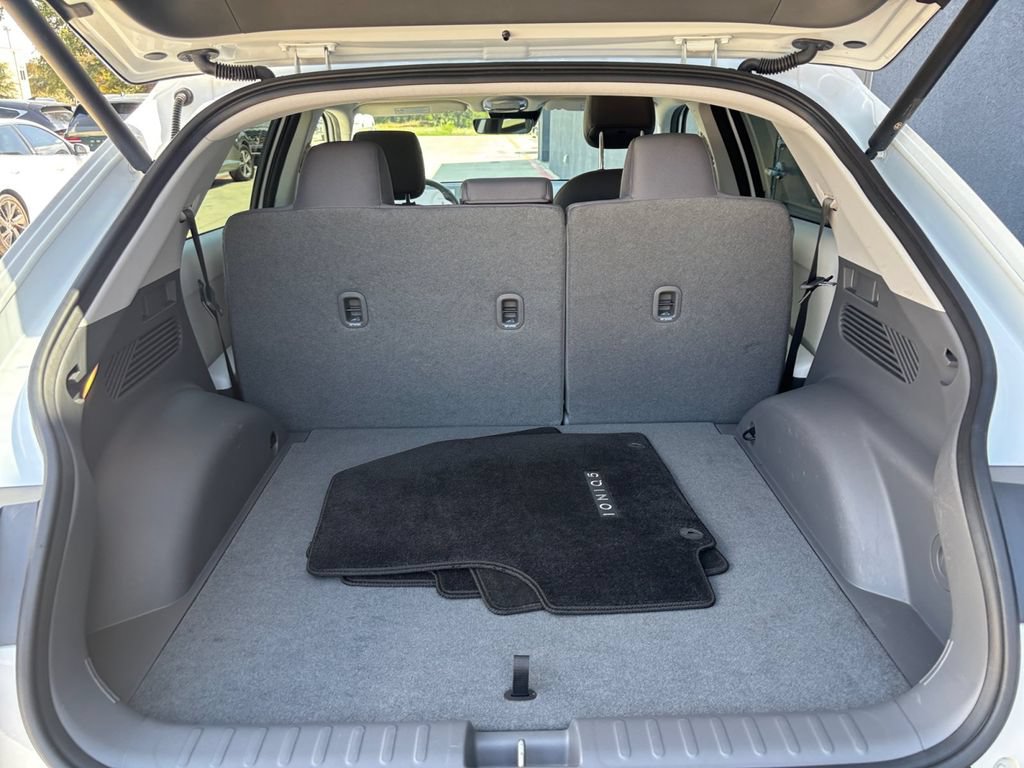 Used 2024 Hyundai Ioniq 5 SEL RWD image 18