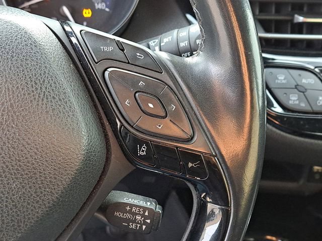 Used 2019 Toyota C-HR Limited image 10