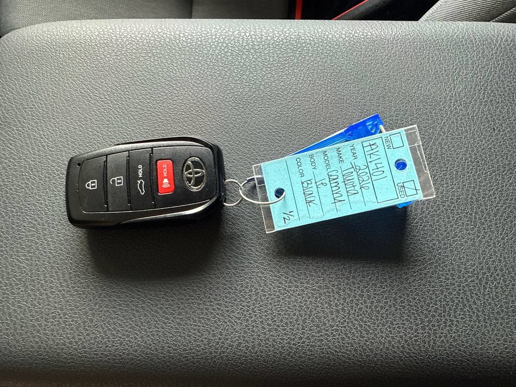 Used 2026 Toyota Camry LE FWD image 14