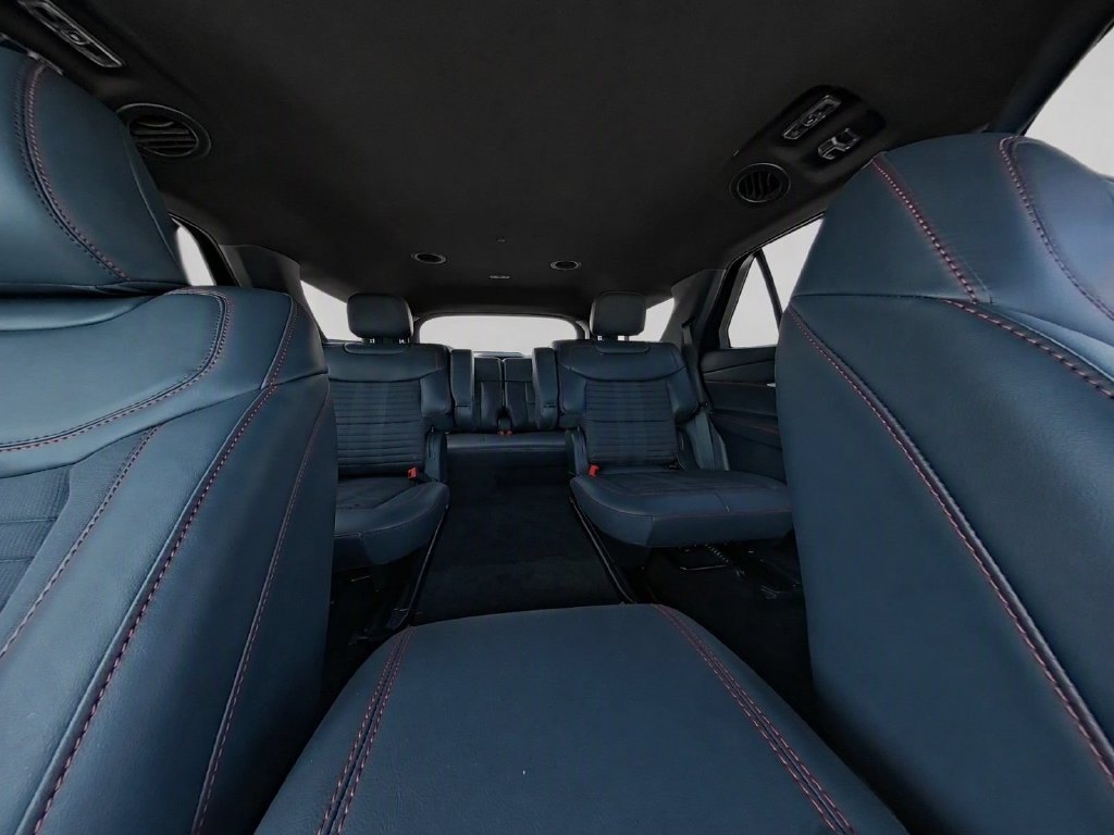 New 2026 Ford Explorer ST-Line w/ ST-Line Street Pack RWD image 17