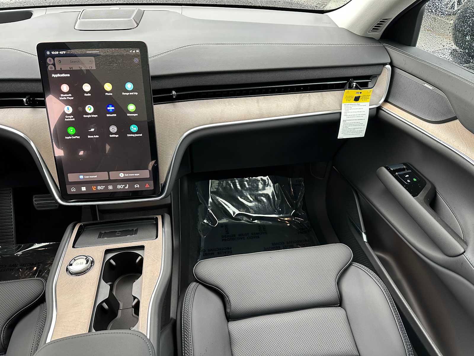 New 2025 Volvo EX90 Plus w/ Protection Package Premier image 19