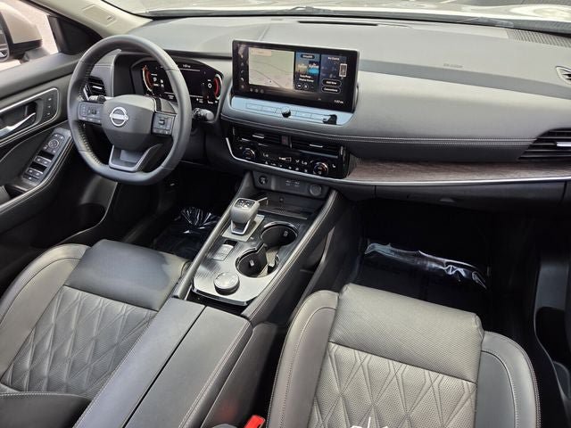 Used 2025 Nissan Rogue Platinum AWD/4WD image 15