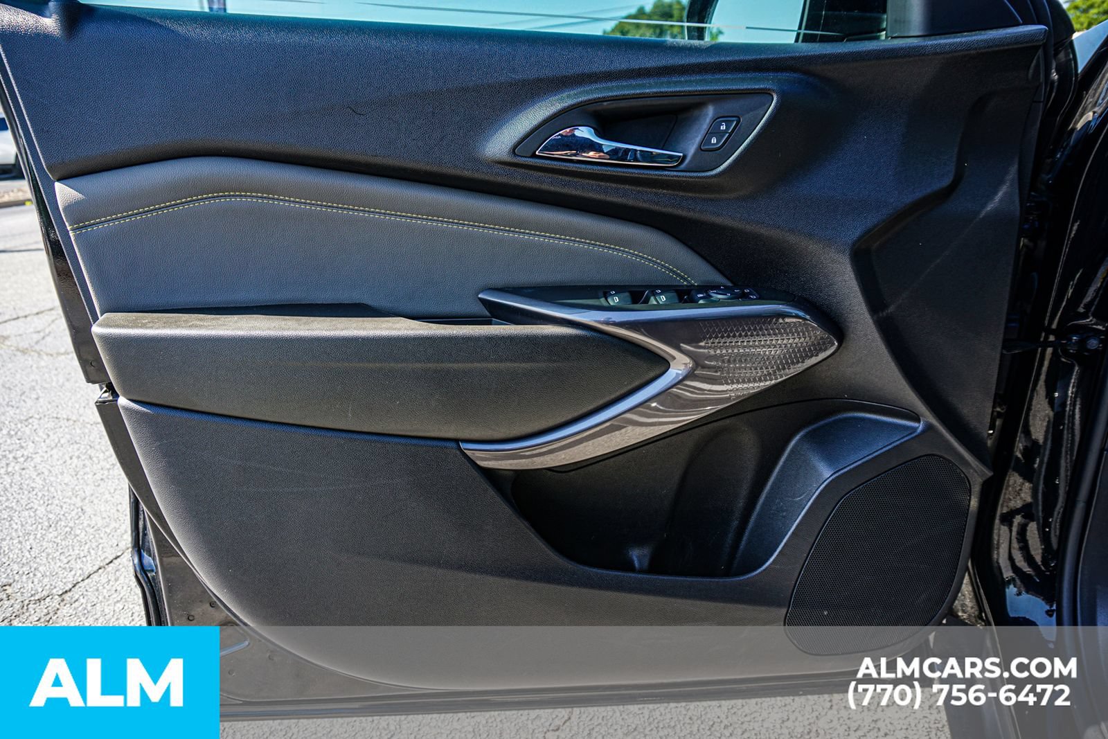 Used 2025 Chevrolet Trax ACTIV w/ Sunroof Package FWD image 52