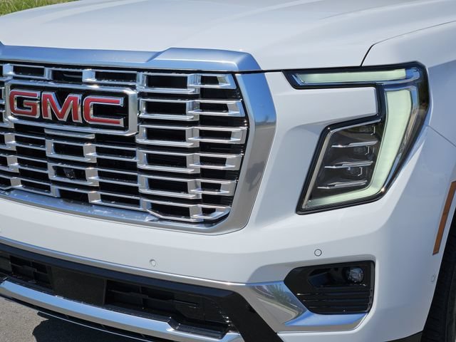 New 2026 GMC Yukon XL Denali w/ Sun & Power Step Package AWD/4WD image 5