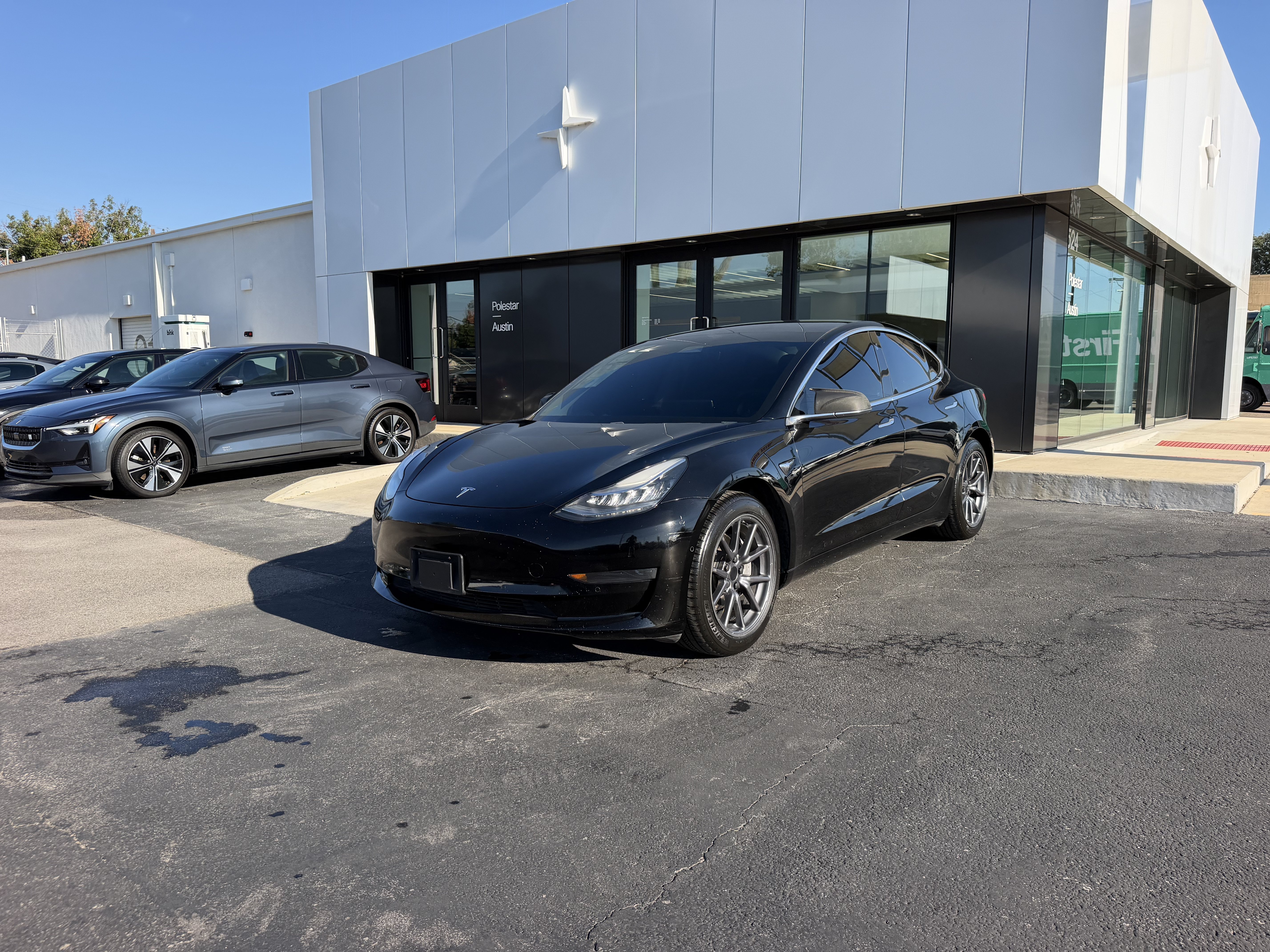 Used 2020 Tesla Model 3 Standard Range Plus RWD image 2