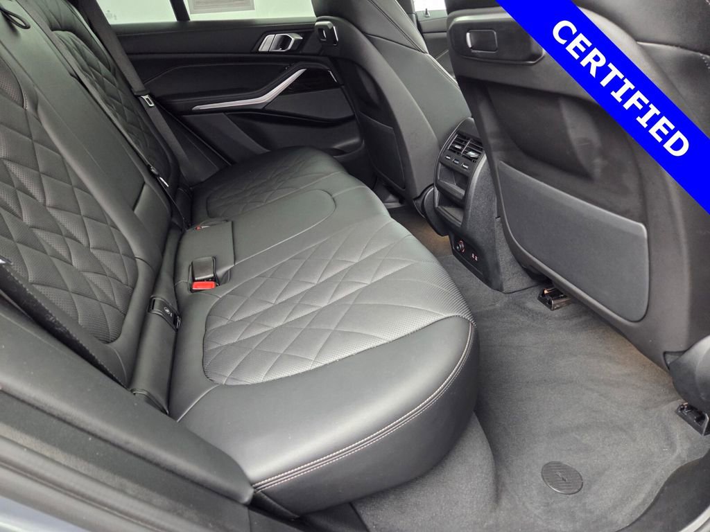 Certified 2024 BMW X5 sDrive40i w/ Premium Package image 19