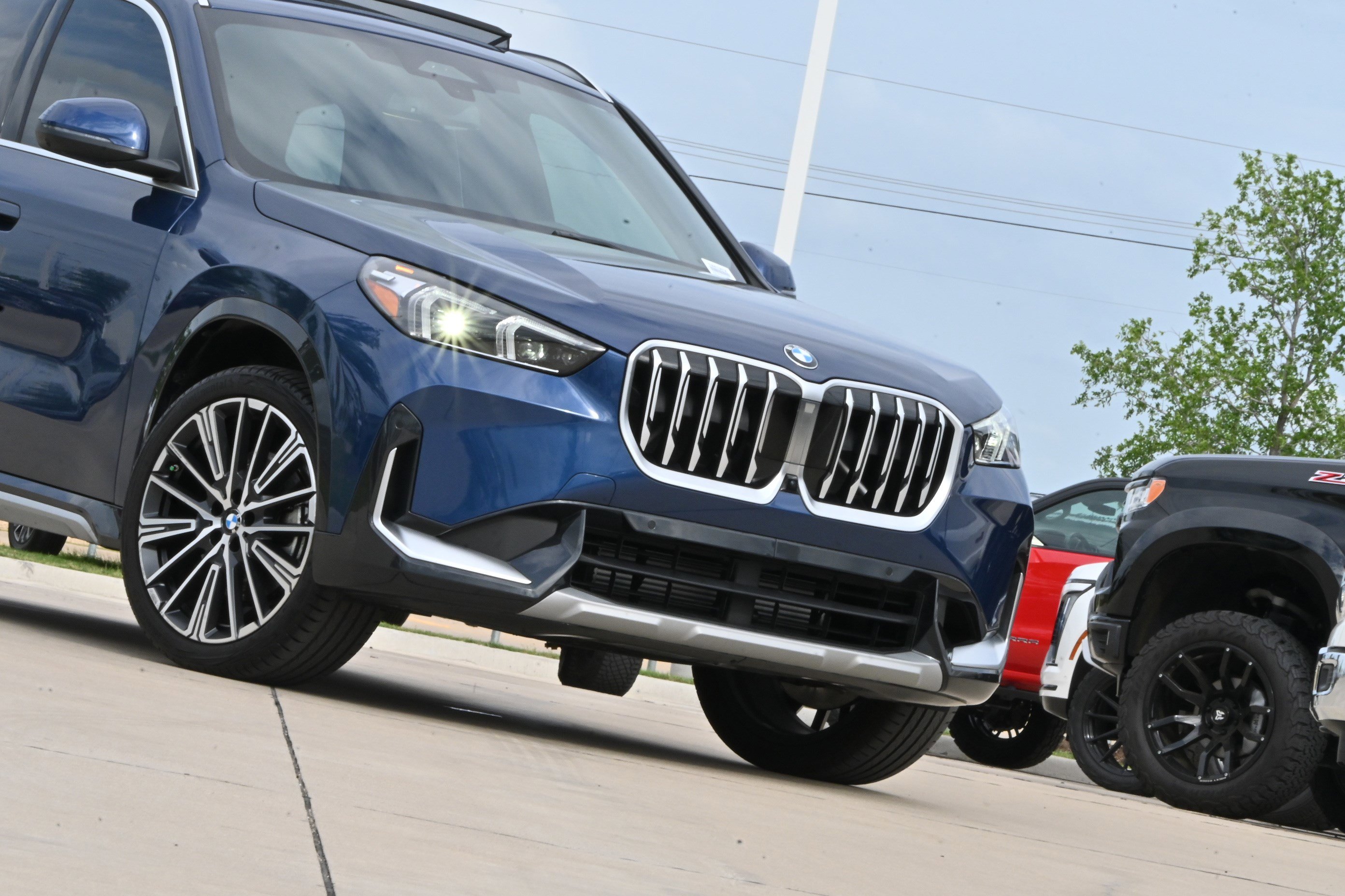 Certified 2025 BMW X1 xDrive28i w/ Technology Package image 34