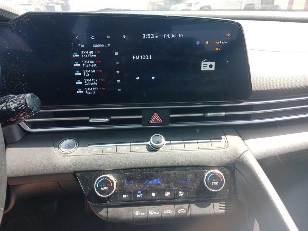 Used 2024 Hyundai Elantra SEL FWD image 24