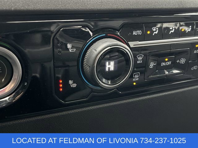 Used 2023 Chevrolet Silverado 1500 LT image 34