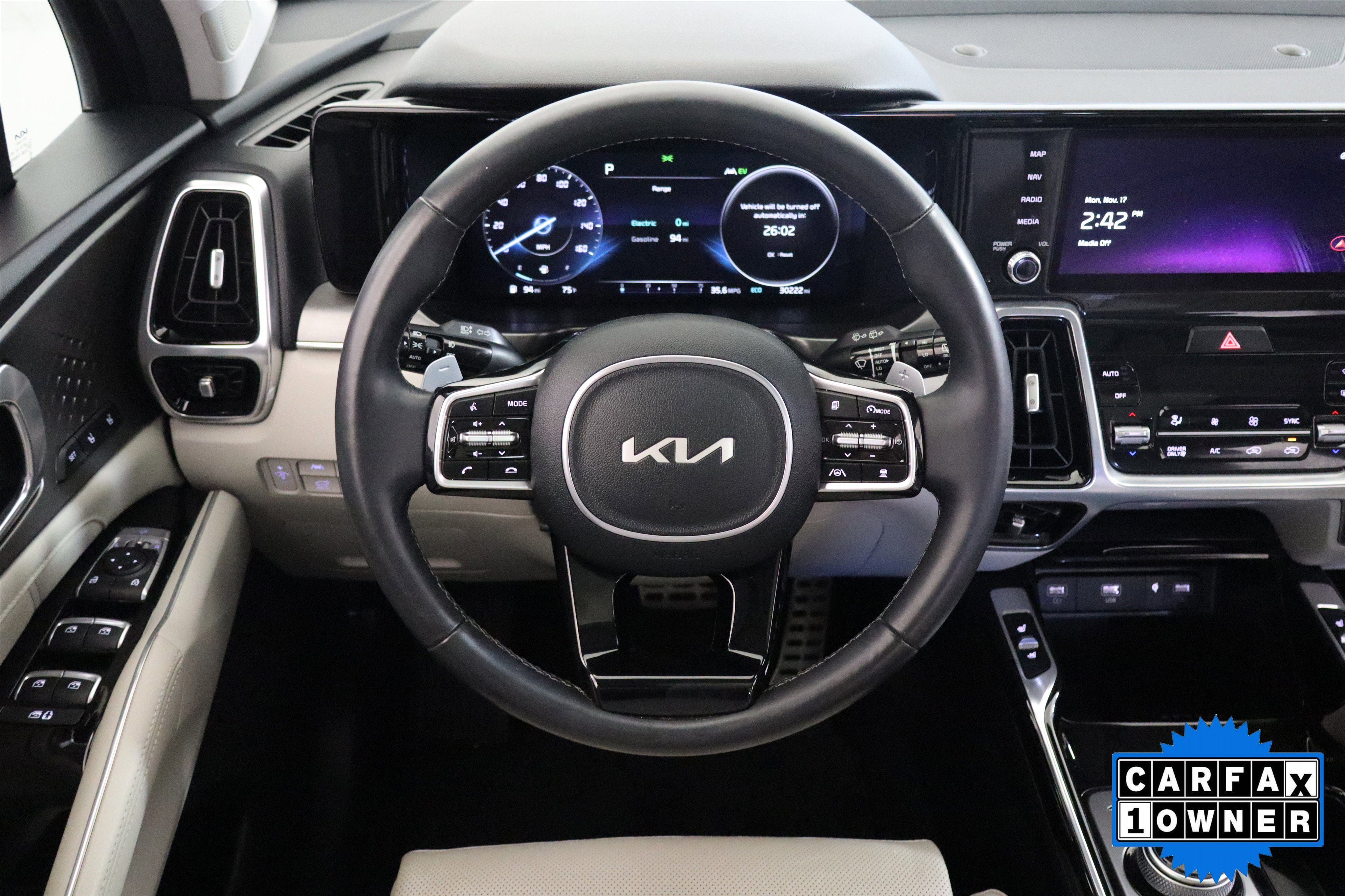 Used 2024 Kia Sorento SX Prestige image 17