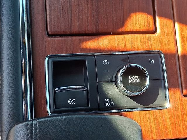 Used 2024 Lincoln Navigator Premiere AWD/4WD image 26
