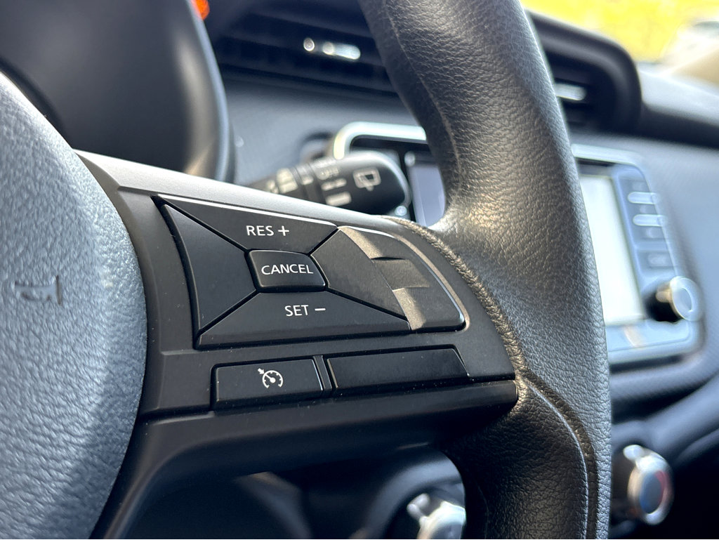 Used 2025 Nissan Kicks Play S image 14