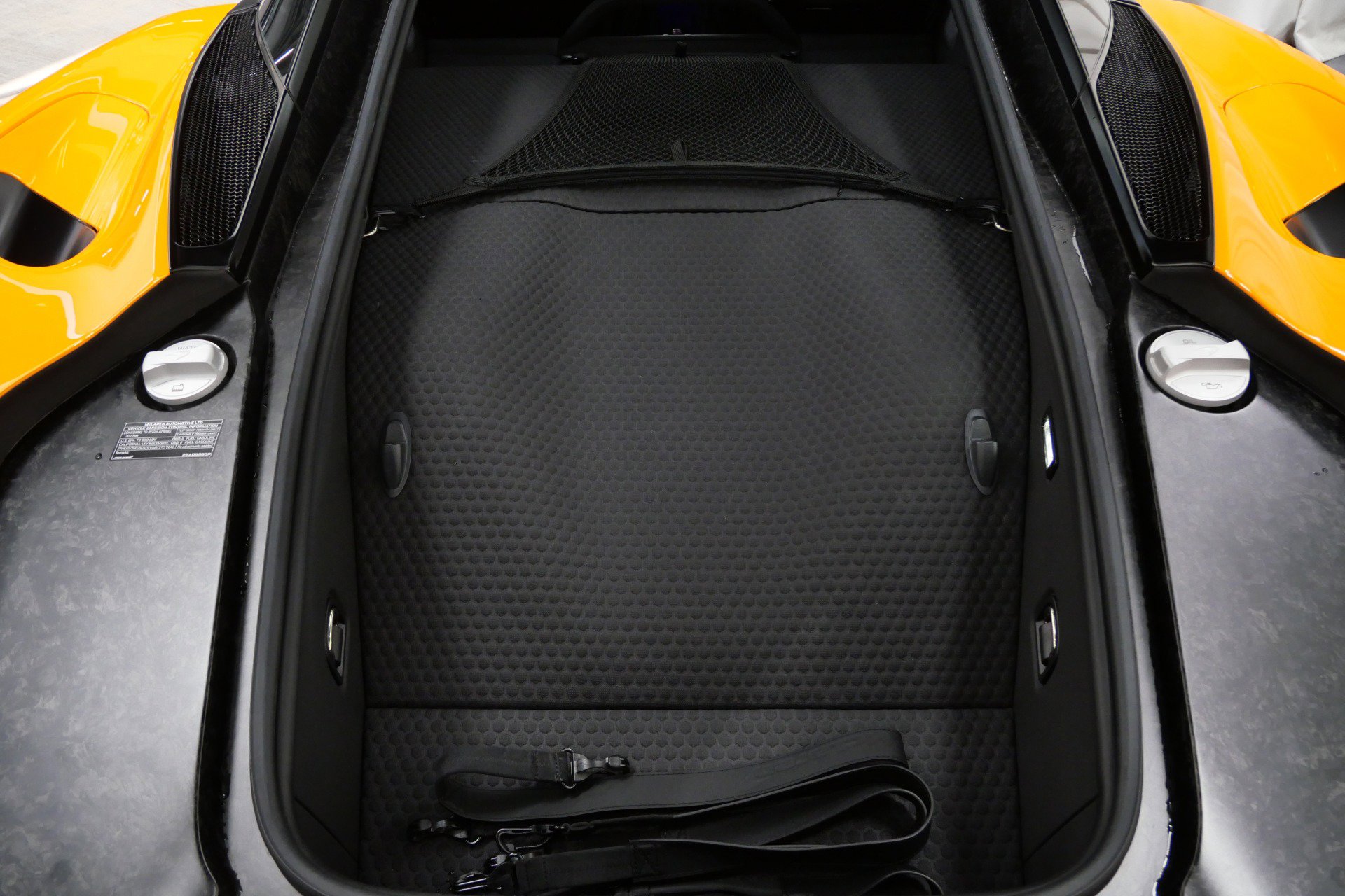 Used 2023 McLaren GT image 27