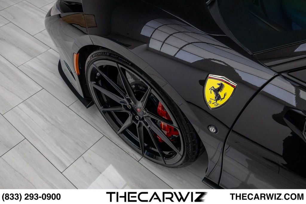 Used 2021 Ferrari F8 Tributo RWD image 15