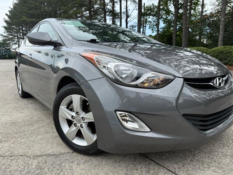 Used 2012 Hyundai Elantra GLS w/ Preferred Pkg 3 FWD image 19