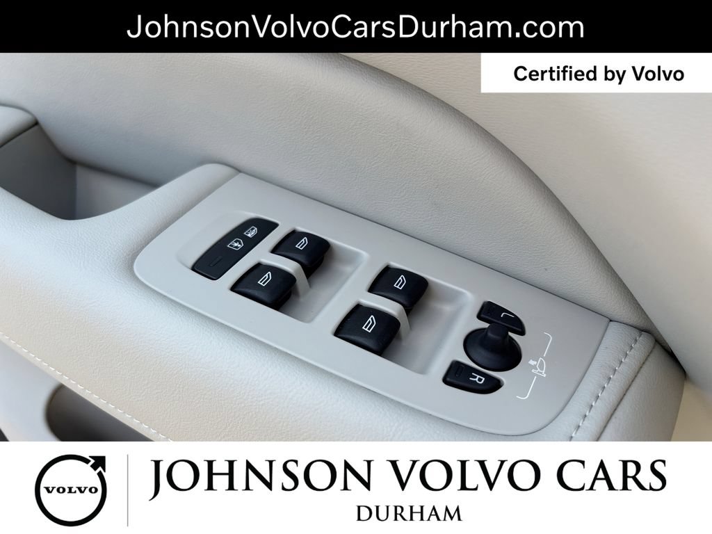 Certified 2025 Volvo XC60 T8 Plus w/ Protection Package Premier AWD/4WD image 25
