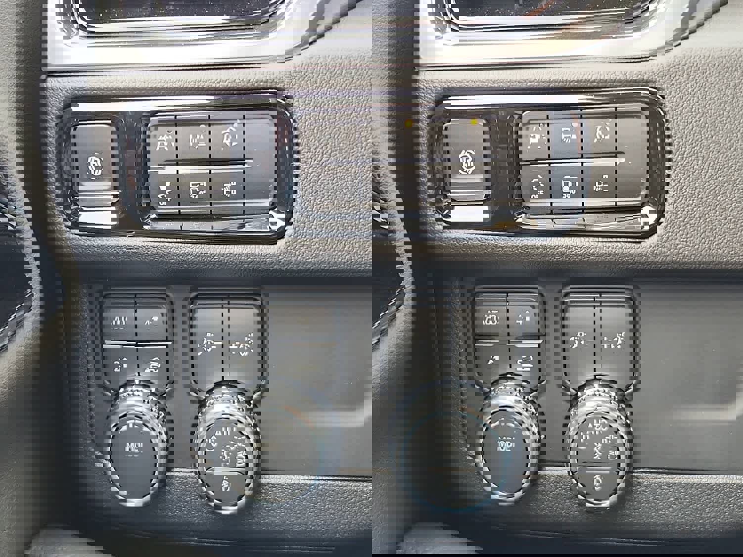 New 2026 GMC Yukon Denali w/ LPO, Floor Liner Package image 16