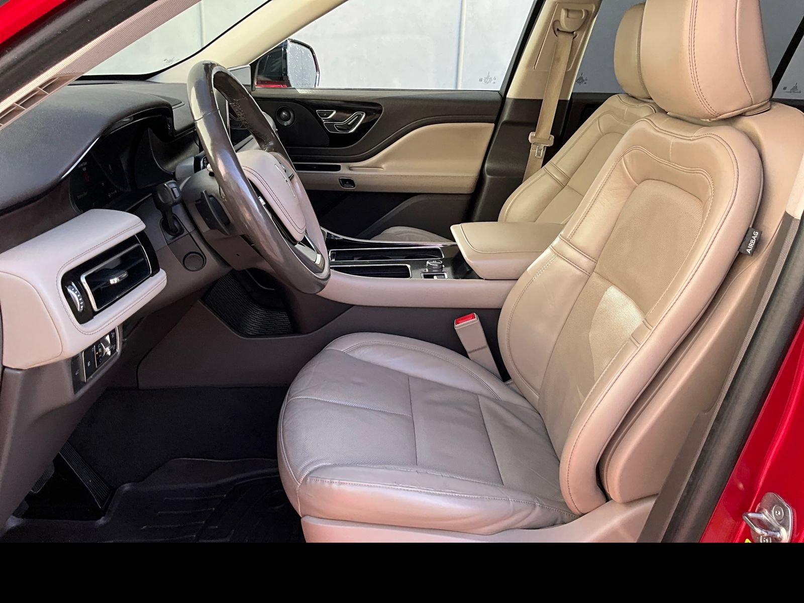 Used 2021 Lincoln Aviator Reserve w/ Equipment Group 201A AWD/4WD video 2