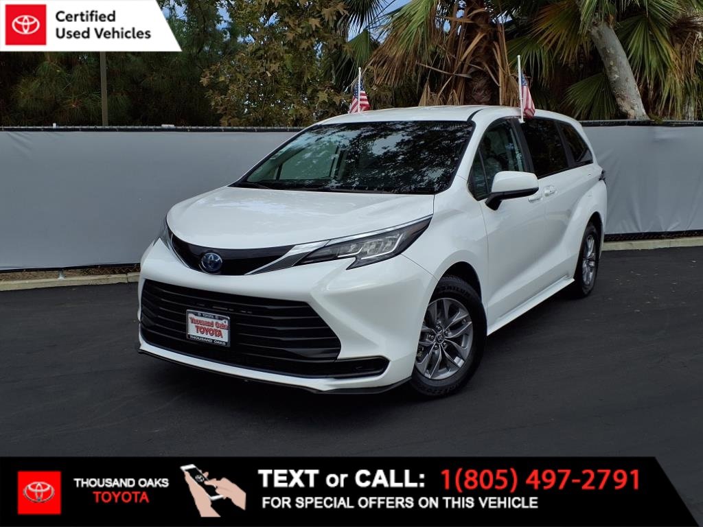 Certified 2023 Toyota Sienna LE