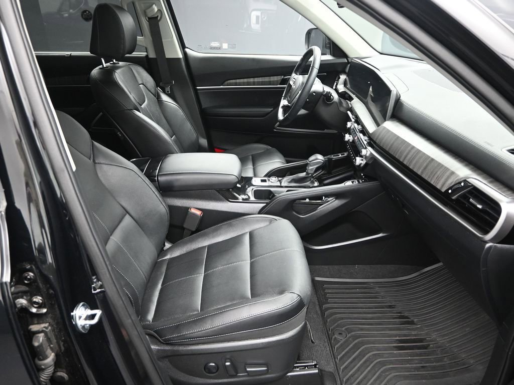 Certified 2025 Kia Telluride EX AWD/4WD image 41