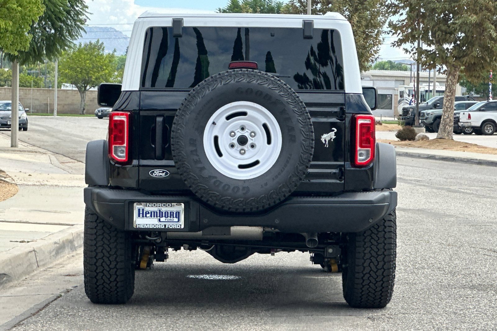 New 2026 Ford Bronco Heritage Edition AWD/4WD image 5