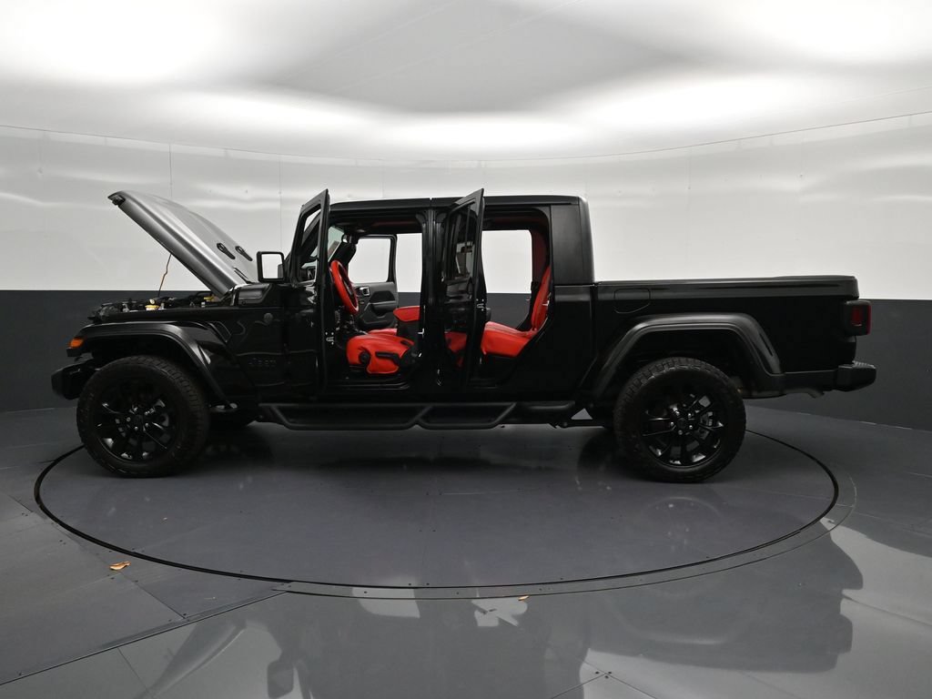 Used 2025 Jeep Gladiator Sport AWD/4WD image 37