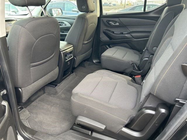 Used 2020 Chevrolet Traverse LT image 32