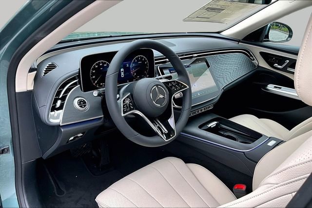 New 2026 Mercedes-Benz E 350 4MATIC Sedan image 8