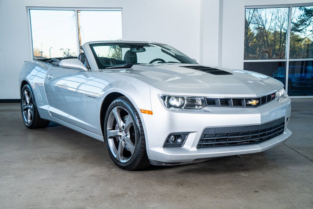 Used 2014 Chevrolet Camaro SS w/ RS Package image 4