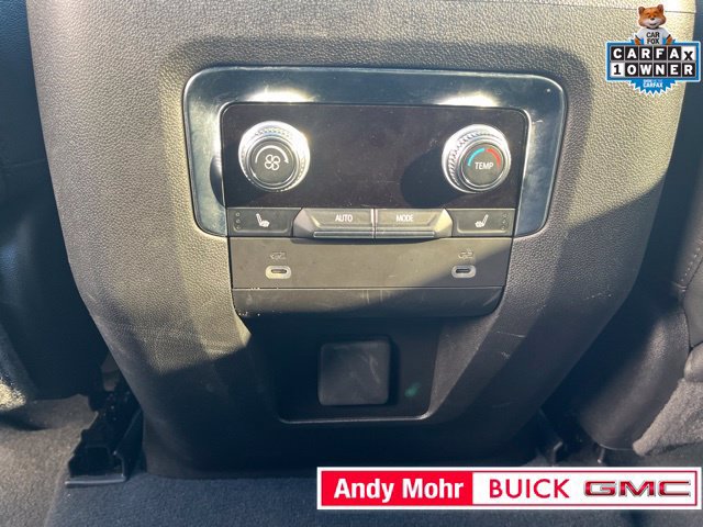 Used 2024 GMC Yukon SLT w/ SLT Premium Package AWD/4WD image 44