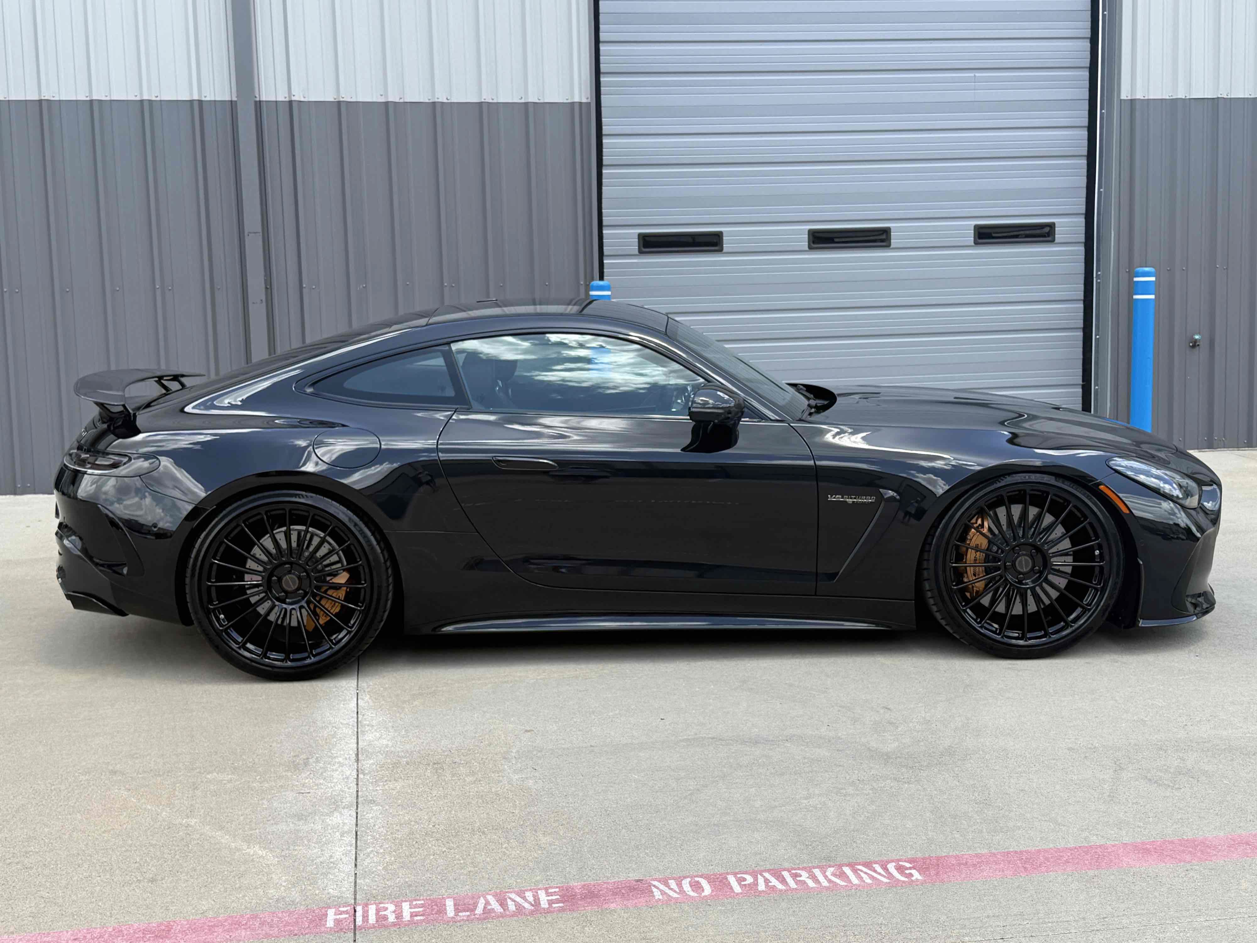 Used 2025 Mercedes-Benz AMG GT 63 image 26