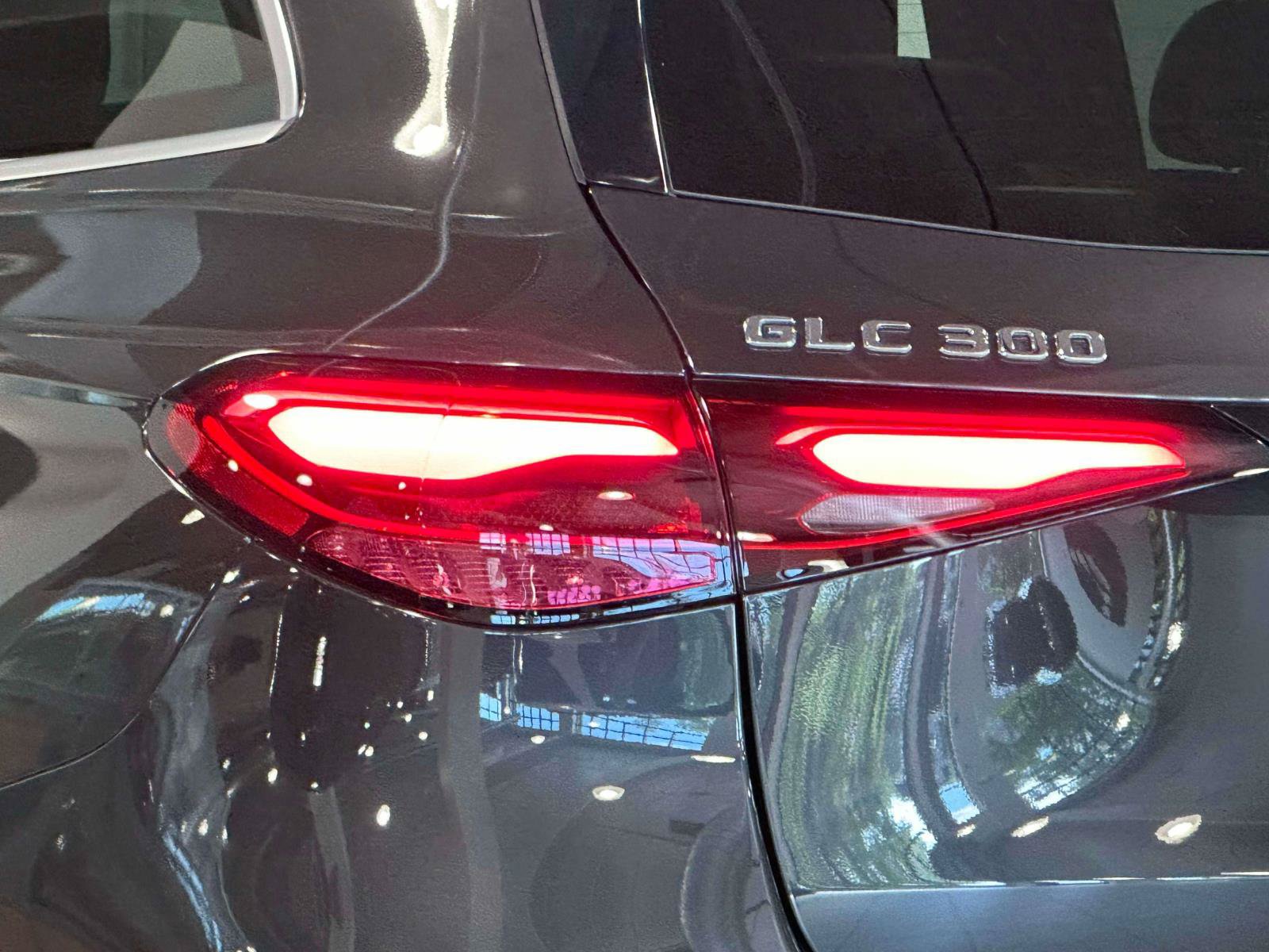 Certified 2023 Mercedes-Benz GLC 300 4MATIC image 8