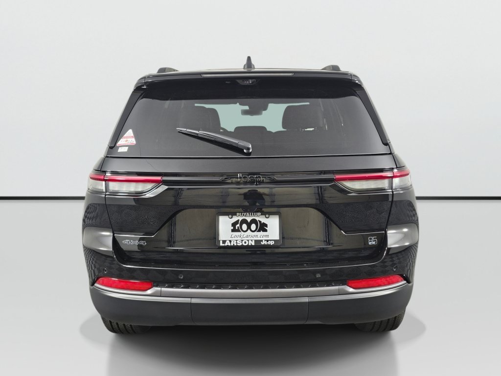 New 2026 Jeep Grand Cherokee Limited AWD/4WD image 6