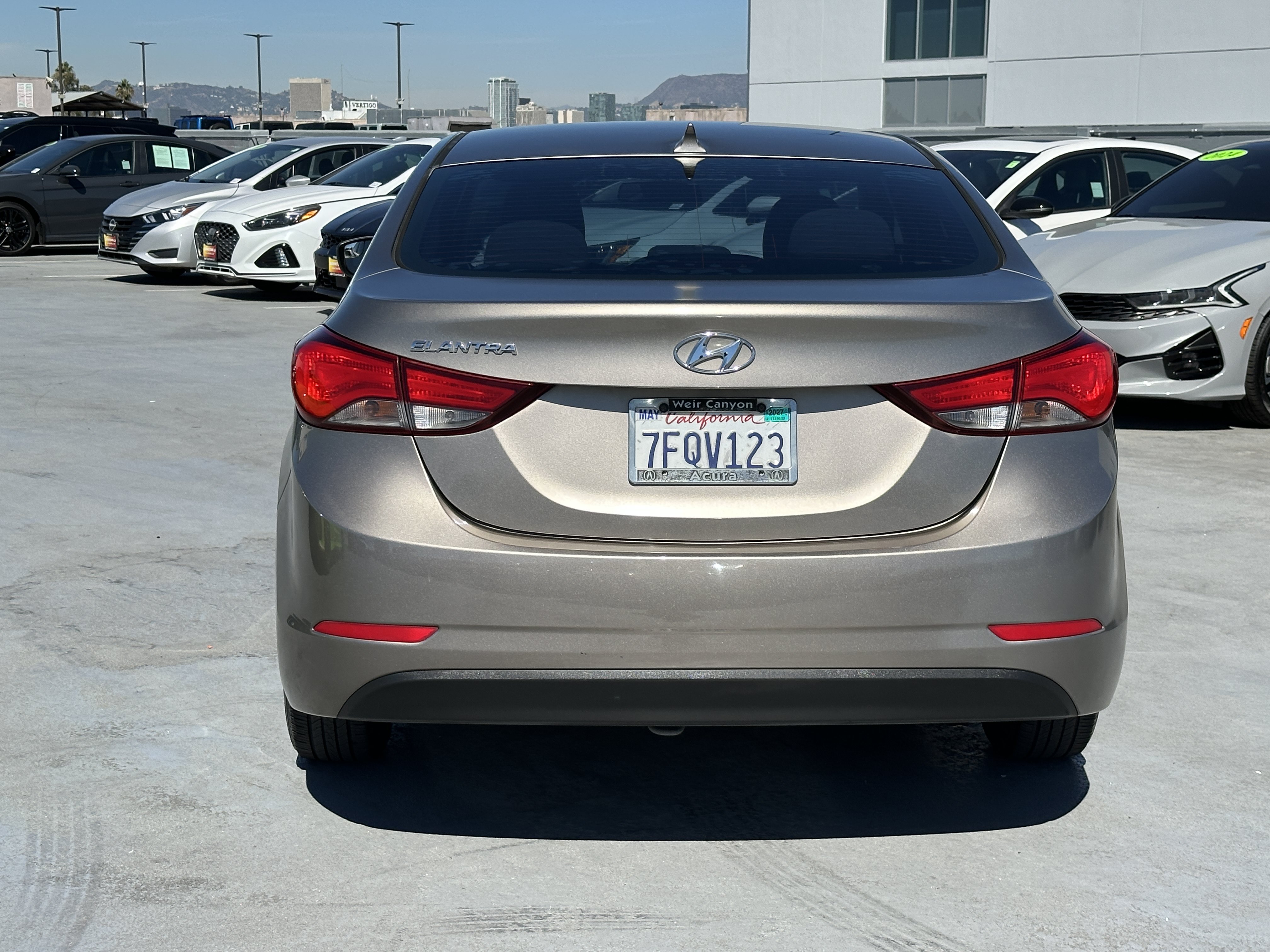 Used 2014 Hyundai Elantra SE FWD image 6