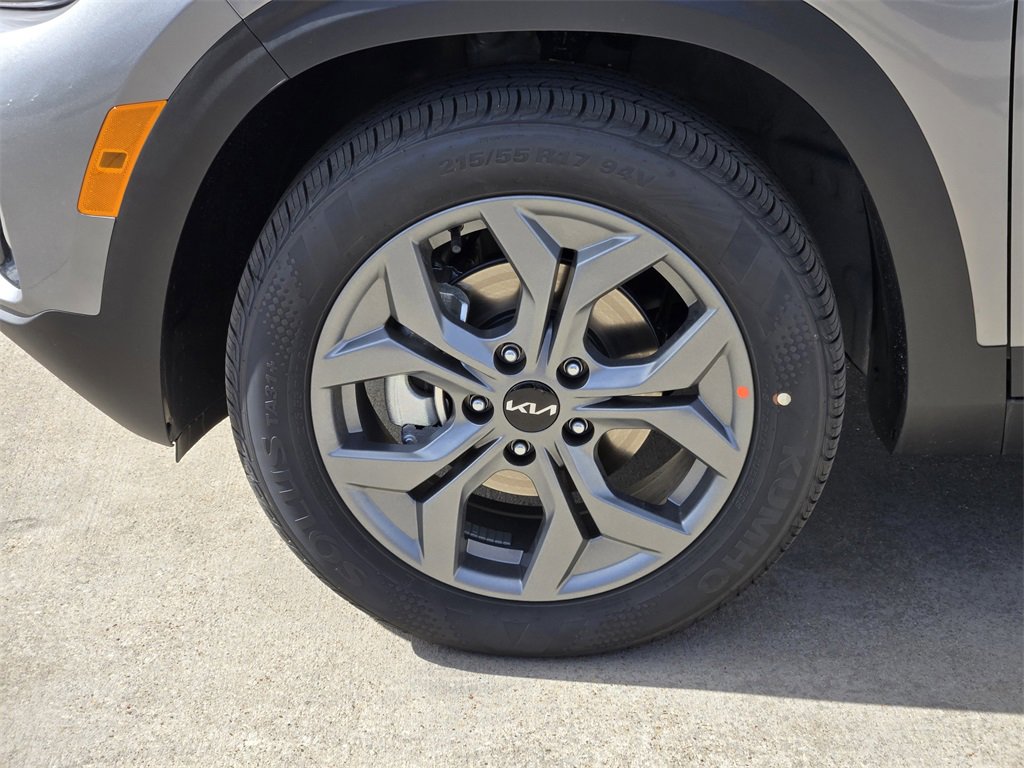 New 2026 Kia Seltos LX image 8