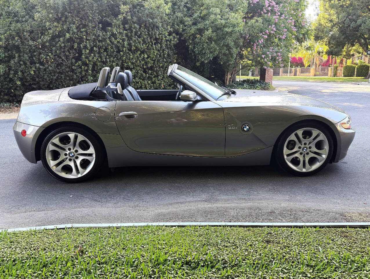 Used 2003 BMW Z4 3.0i RWD image 16